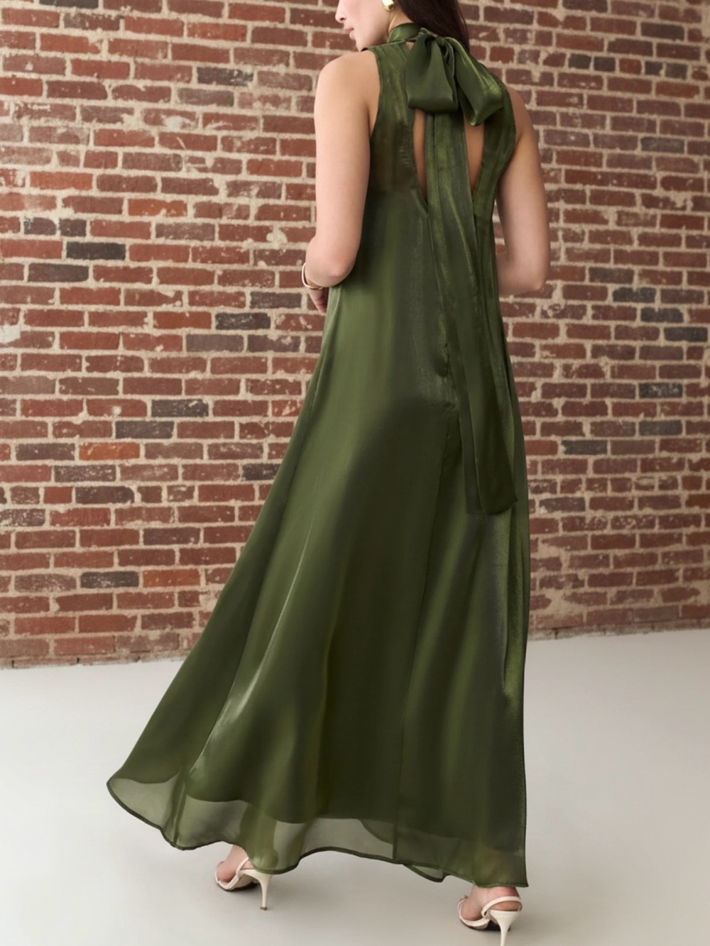 Caara Few Moda Alette Dress Olive Green Satin Bow-Back Maxi Sheer Overlay NWT